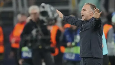 Hansi Flick lanzó ‘dardo’ a la LaLiga por el apretado calendario: “Es una broma”