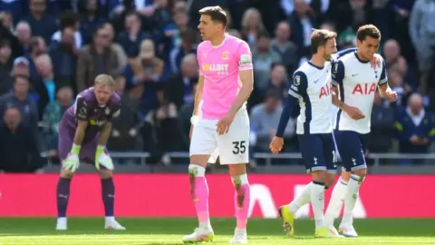 Southampton confirma el descenso más rápido de Premier League tras derrota con Tottenham