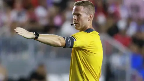Clásico Nacional: Concacaf revela designaciones arbitrales para el partido de Ida
