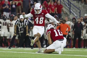 Abraham Montaño, pateador mexicano, fue invitado al minicamp de los Giants
