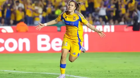 ¡Goleadora! Lizbeth Ovalle empata a Katty Martínez como máxima anotadora del Clásico Regio Femenil