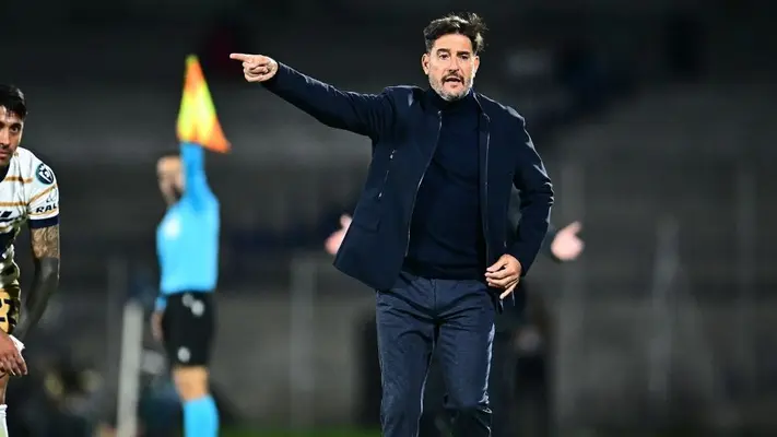 Lema cumplió 50 partidos al frente de Pumas; se mete al top 2 de DT's más efectivos
