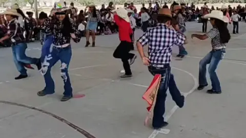 Buscan prohibir narcocorridos en escuelas y espectáculos públicos de CDMX