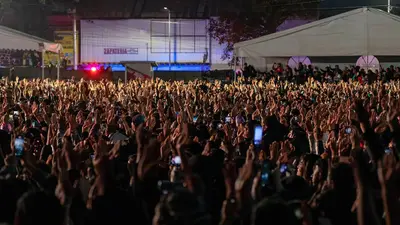 VIDEO: Caos y portazo en concierto de Caifanes en la Feria del Alfeñique en Toluca