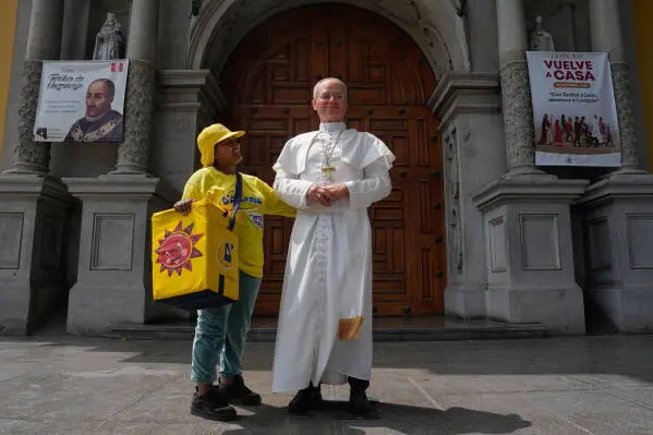 El Papa León XIV podría dejar el Vaticano, según una nueva predicción de Mhoni Vidente./ AP