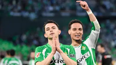 Antony, jugador del Real Betis, denunció robo en su casa mientras jugaba la Champions