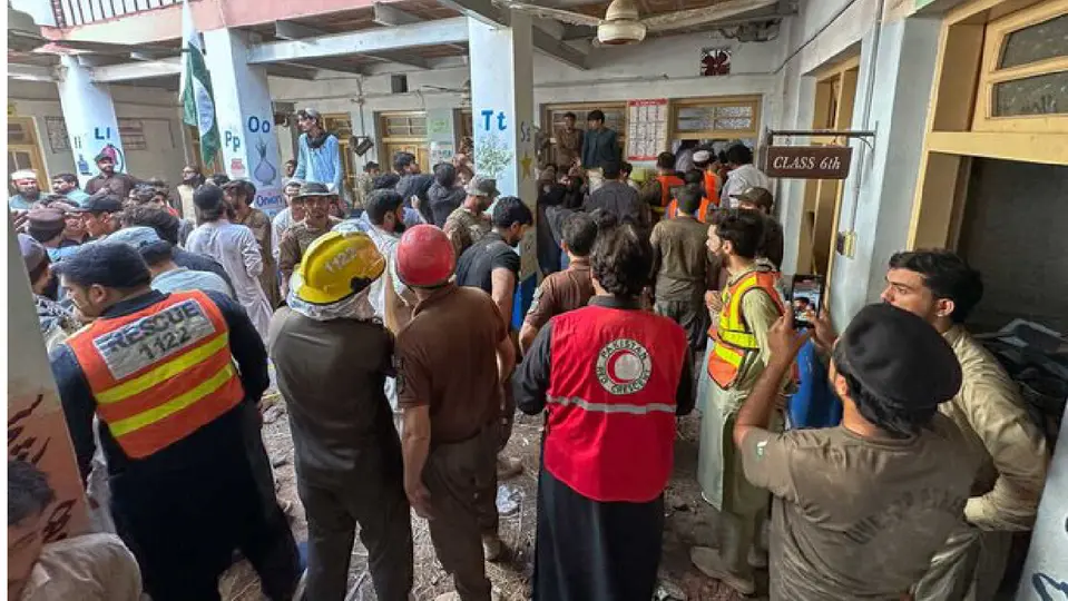 Una tragedia sacudió a Pakistán luego de que el techo de una escuela privada se desplomara / Especial