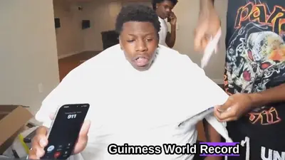 VIDEO: Influencer casi muere en plena transmisión EN VIVO al intentar romper récord mundial
