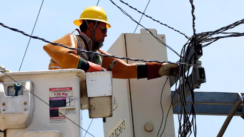 CFE aumenta tarifa de alto consumo en octubre: ¿Cuánto pagarás por la luz?