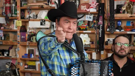 Los Tigres del Norte emocionan en Tiny Desk dedicado a identidad y migración