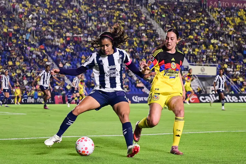 Acciones del América Femenil vs Rayadas | IMAGO7
