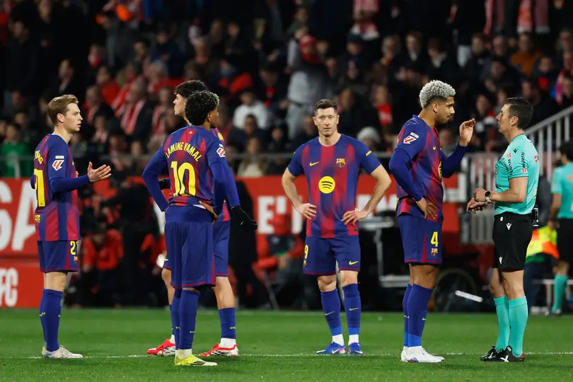 Jugadores de Barcelona en lamento tras la derrota contra Girona | AP