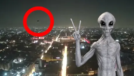VIDEO: Captan OVNI sobrevolando la Ciudad de México