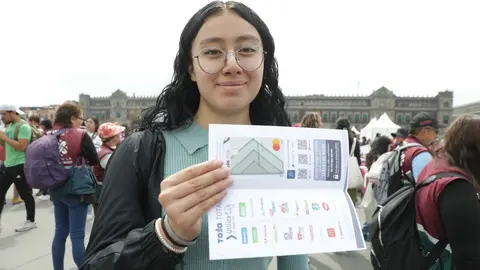 Para solicitar el apoyo es necesario contar con la Llave CDMX y comprobante de inscripción vigente./ RS