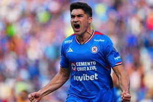 Cruz Azul mueve su once: Larcamón apuesta por Ibáñez y Amaury Morales ante Santos