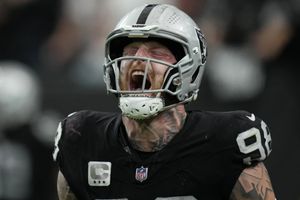 ¡Bombazo! Maxx Crosby deja a los Raiders y llega a Baltimore Ravens