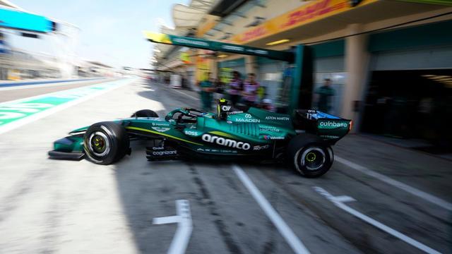 Fernando Alonso con Aston Martin durante la pretemporada de la Fórmula 1 en 2026 | AP