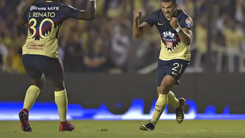 Henry Martín anotó gol en su debut con América en el Clausura 2018, con el dorsal '21'. l MEXSPORT