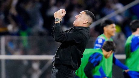 Efraín Juárez en celebración tras el empate de Pumas ante Cruz Azul | IMAGO 7