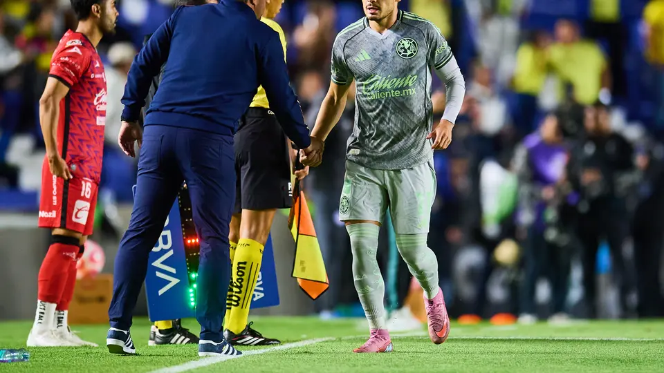 Veiga aporta con gol en un momento difícil para las Águilas | MexSport