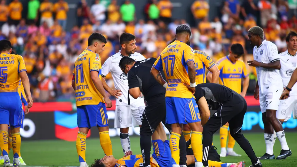 Tigres ante Gallos Blancos l IMAGO7
