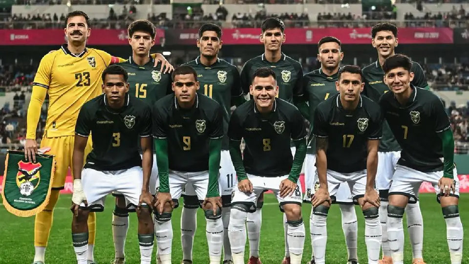 Bolivia ya está en tierras aztecas para su partido de repechaje | X @laverde_fbf