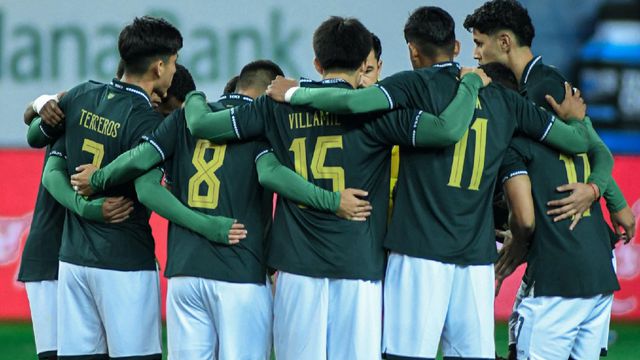 La Selección de Bolivia prepara su partido de Repechaje Intercontinental | X @laverde_fbf