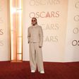 ¡Es un papucho! Lewis Hamilton asiste a los Oscars