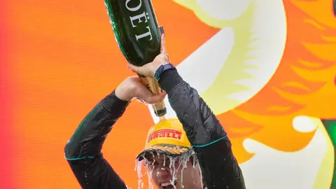 ¿Y su trofeo? Así viajó Kimi Antonelli después del Gran Premio de China 2026