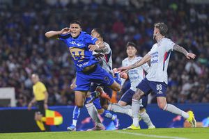 La acción del polémico penal en el partido de Cruz Azul contra Pumas | IMAGO 7