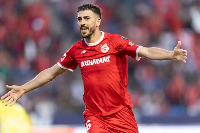 Paulinho marcó cinco goles ante Galaxy en la Copa de Campeones de la concacaf | MEXSPORT