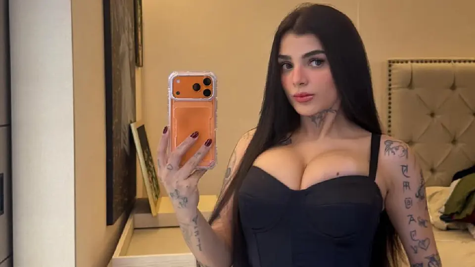 La influencer recorrerá por el momento las ciudades más importantes donde les promete varias sorpresas / IG: @karelyruiz