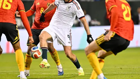 Raúl Jiménez en el partido de la Selección Mexicana contra Bélgica | MEXSPORT