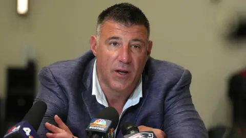 Mike Vrabel, entrenador de los patriotas I AP