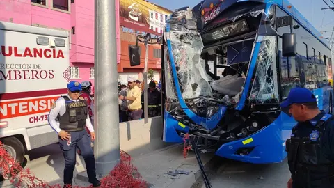 El accidente fue provocado por una unidad de la Línea 11 del Trolebús Santa Marta-Chalco / Redes Sociales