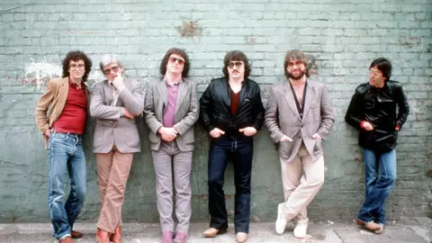 Más de 30 músicos estarán en escena reviviendo los clásicos de Toto / Redes Sociales