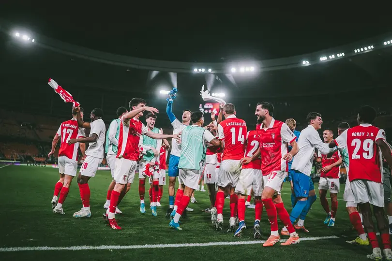 Braga celebrando su pase a Semifinales de la Europa League l x: @SCBragaOficial