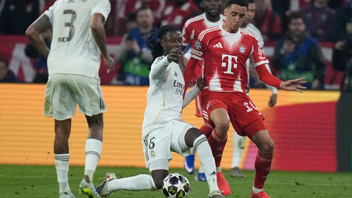 Camavinga antes de ser expulsado en la Champions frente al Bayern Munich | AP