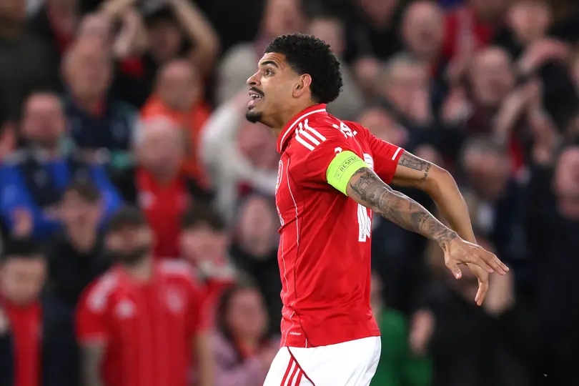 Morgan Gibbs-White tras anotar al Porto | AP