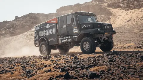 Pedro de Uriarte sigue en podio tras la sexta etapa del Morocco Desert Challenge