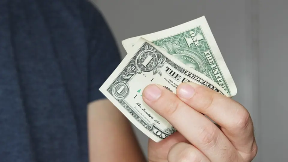 Recuerda que el tipo de cambio puede variar dependiendo el banco / FREEPIK