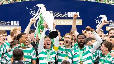 ¡Trébol de cuatro hojas! Julián Araujo es campeón con el Celtic en Escocia
