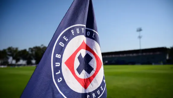 Cruz Azul anuncia salida de estrella en plena Liguilla
