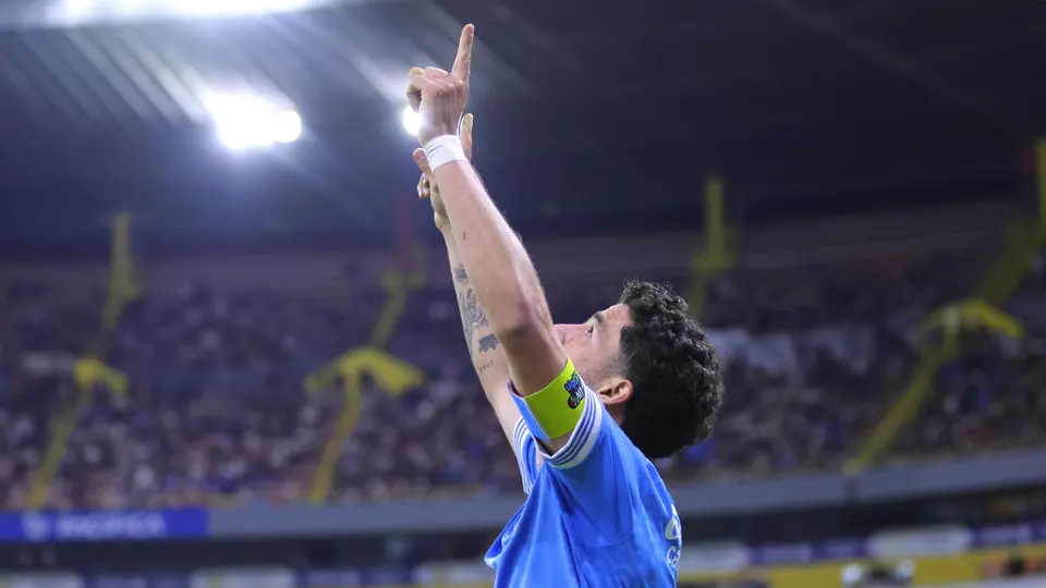Nacho Rivero celebrando su gol l IMAGO7