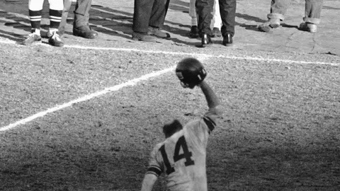 Y.A. Tittle | @rclemente2121