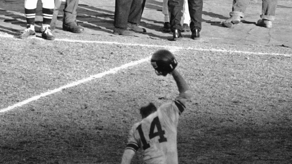 Y.A. Tittle | @rclemente2121