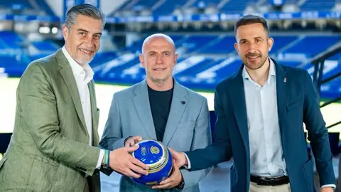 Presentación de Juan Calero | Real Oviedo