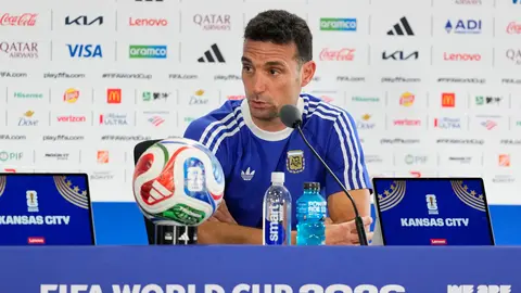 Scaloni se 'quebró' antes del Mundial 2026: El emotivo reencuentro con Palermo y Djalminha