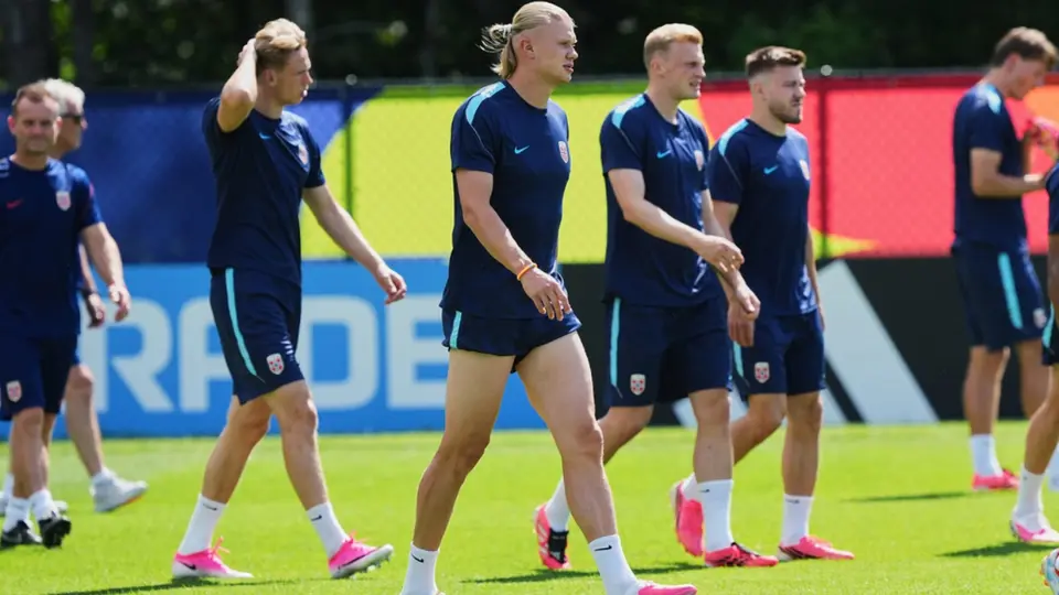 Práctica de la selección de Noruega previo a su debut mundialista | AP