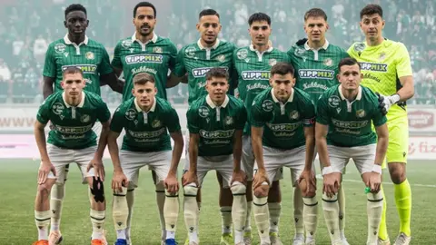 El equipo del Győri ETO que se proclamó campeón de Hungría | INSTAGRAM: @etofc_official